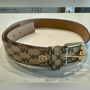 Brand New Women’s Michael Kors Signature Logo Belt